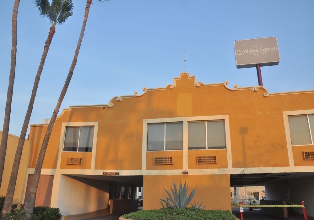 Clarion Inn Near Mcallen Airport Exteriör bild