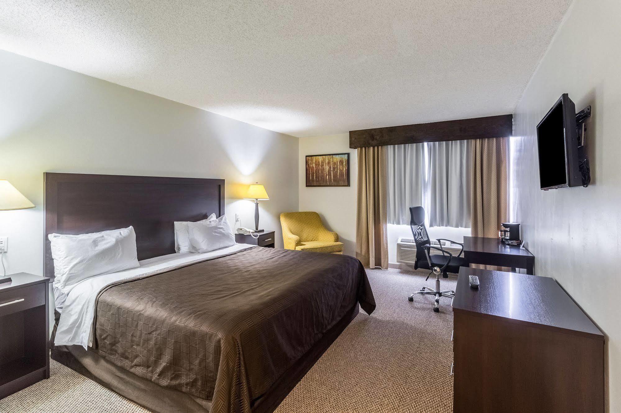 Clarion Inn Near Mcallen Airport Exteriör bild