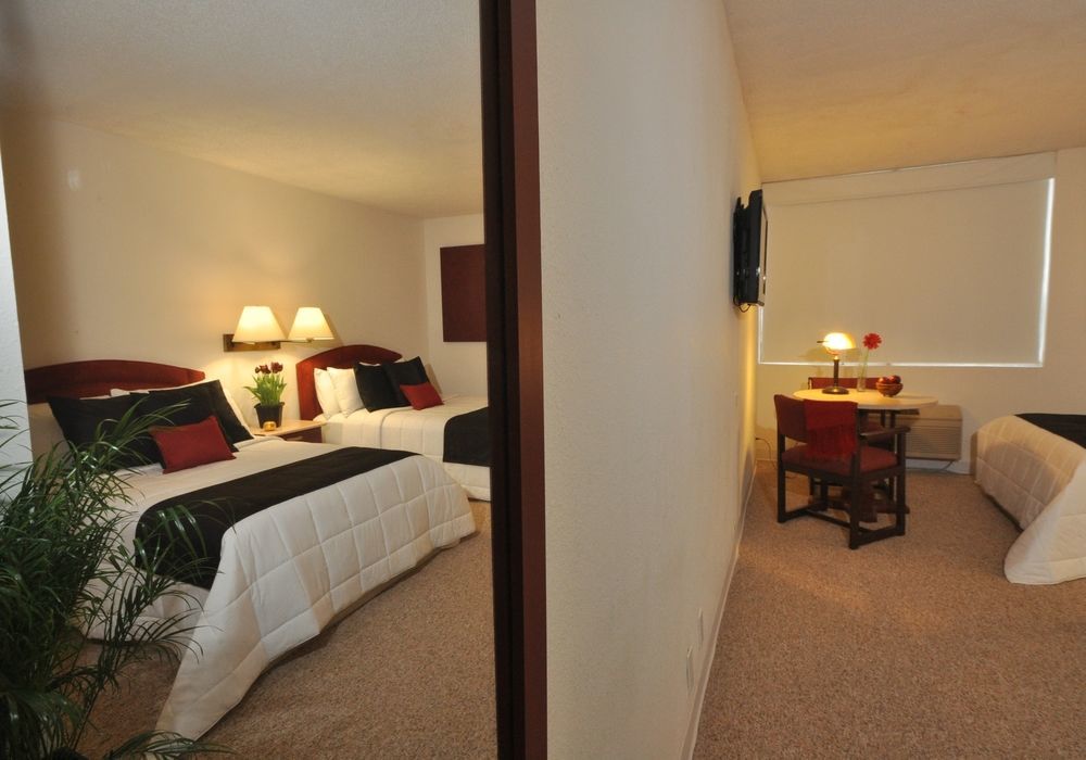 Clarion Inn Near Mcallen Airport Exteriör bild